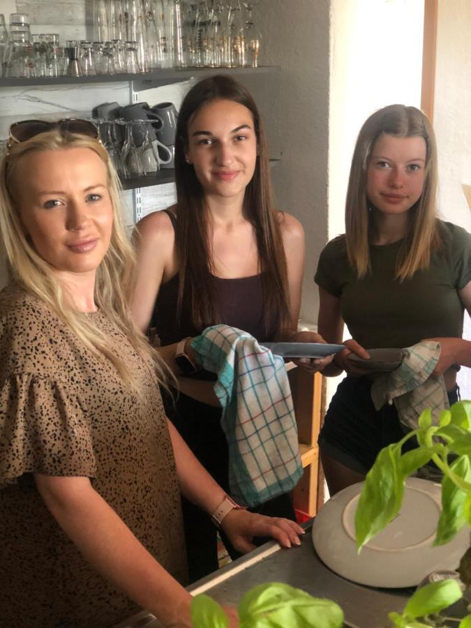 Goldigeferienwohnung "Am Markt" In Пирна Екстериор снимка